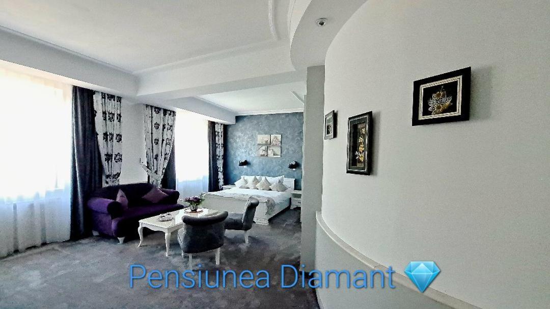 Ghimbav Pensiunea Diamant מראה חיצוני תמונה