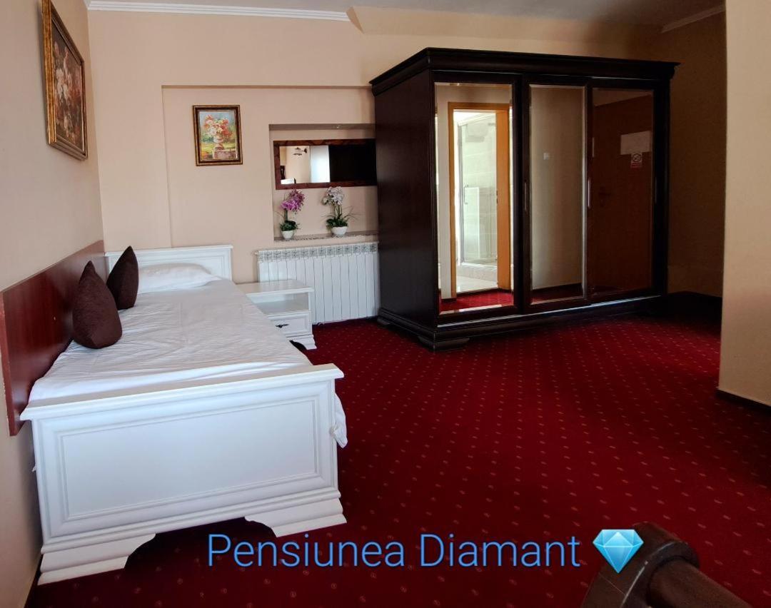 Ghimbav Pensiunea Diamant מראה חיצוני תמונה