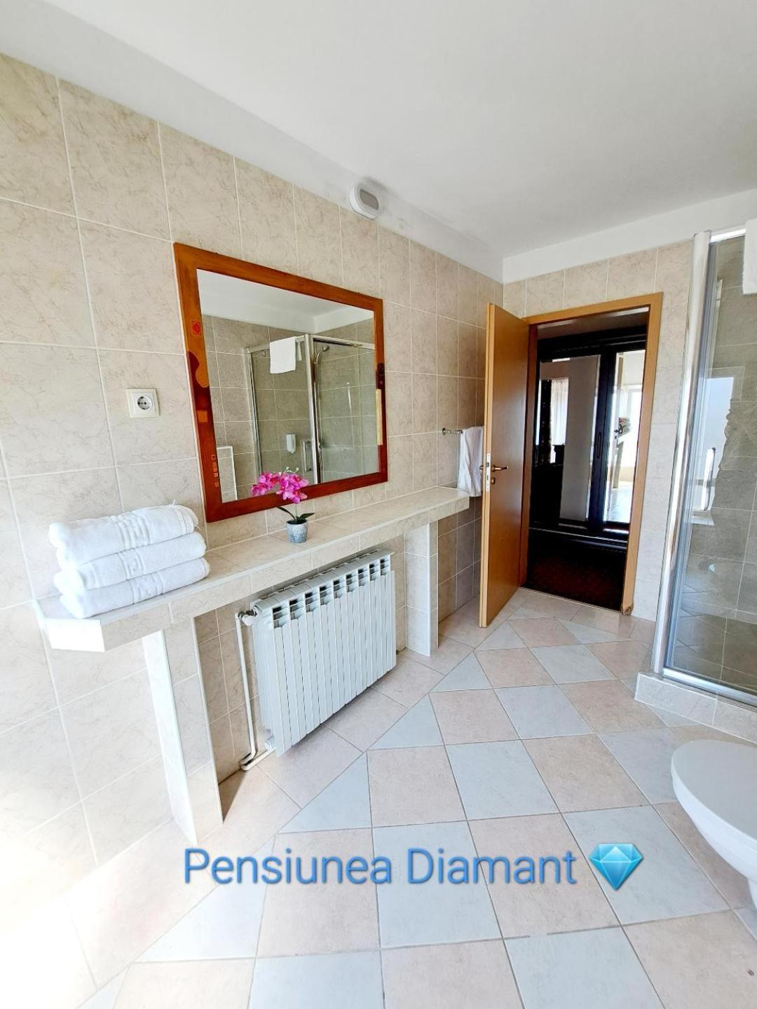 Ghimbav Pensiunea Diamant מראה חיצוני תמונה